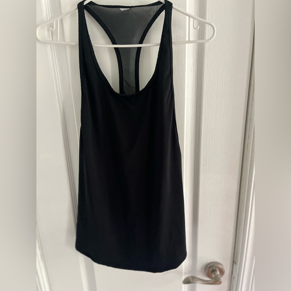 Fabletics top bundle - Picture 2 of 6